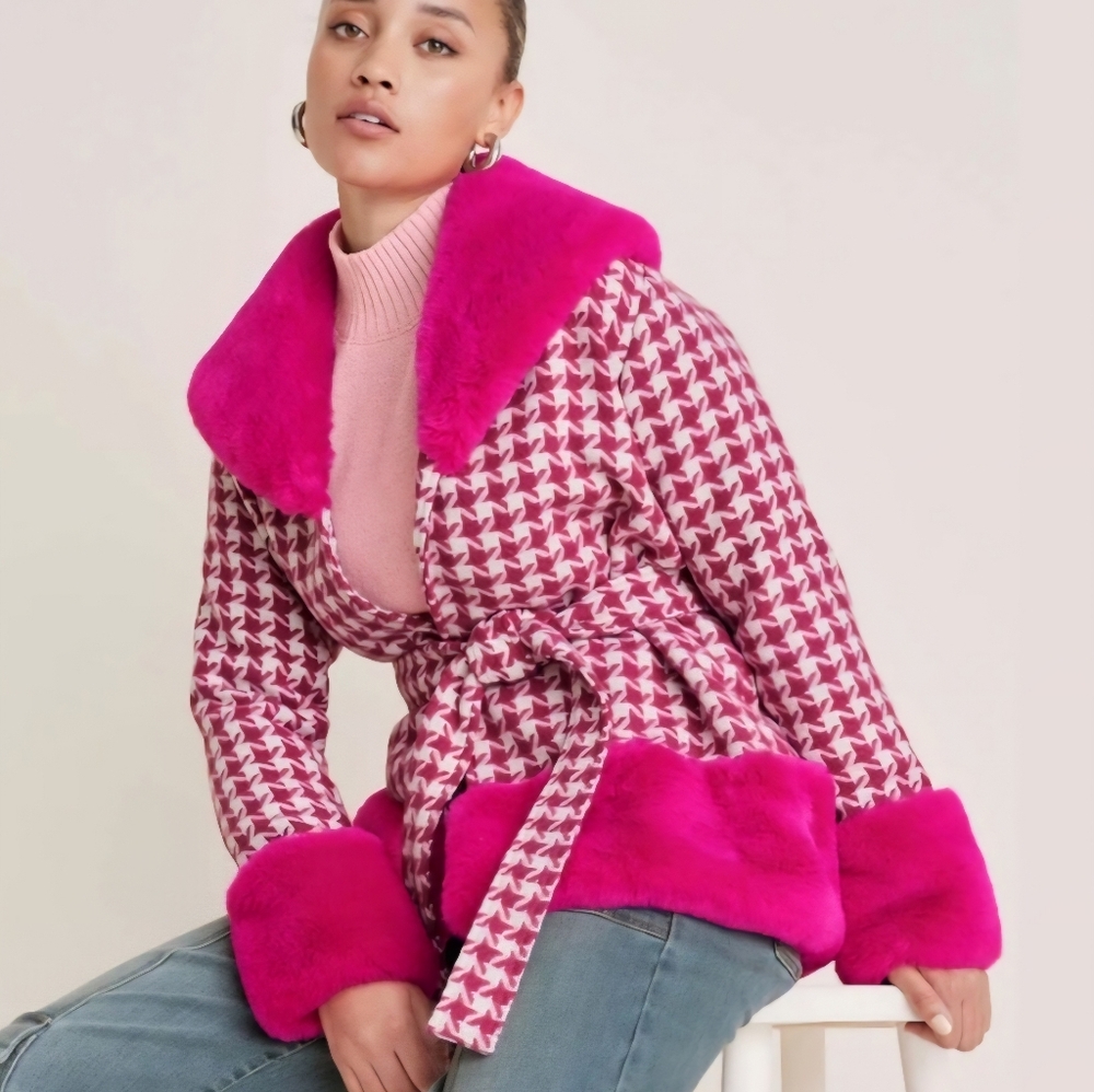 VENUS Hot Pink and White Houndstooth Jacket With Faux Fur Trim. M